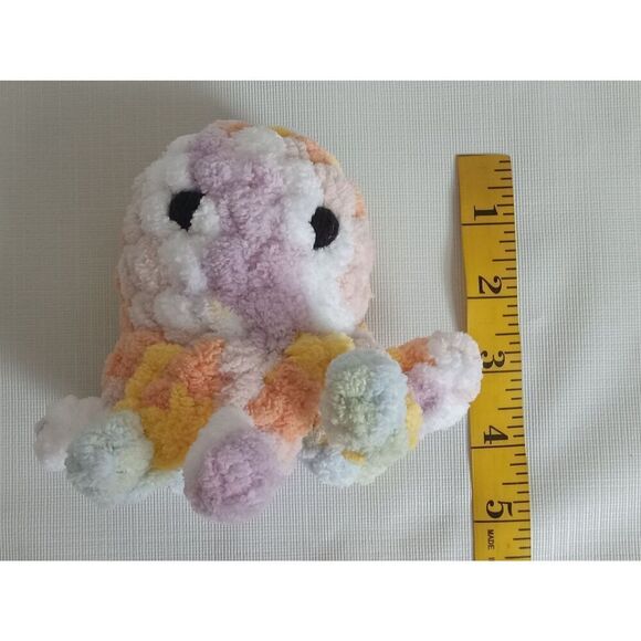 Handmade Small Colorful Plush Varg Pastel Crochet Amigurumi Stuffed Octopus - Picture 7 of 9